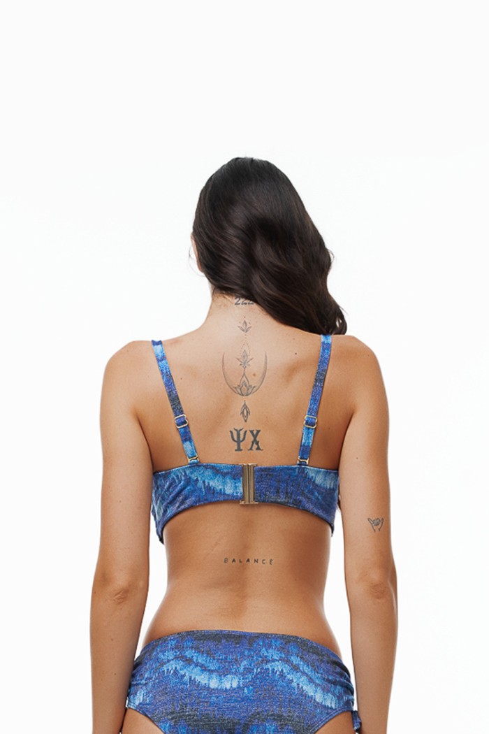 Bluepoint γυναικείο μαγιό επάνω μέρος strapless D cup σε μπλε χρώμα με lurex ύφασμα! Με μπανέλα, ρυθμιζόμενη και αποσπώμενη τιράντα. 26066112D-14