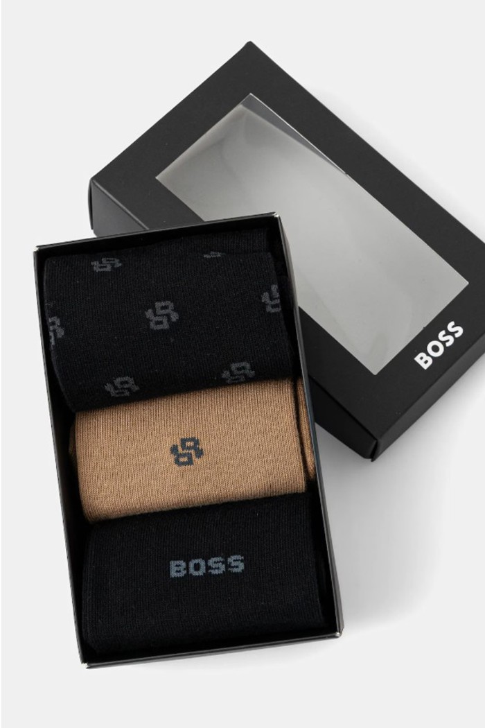 Boss ανδρικές κάλτσες 3pack σε μπεζ και μαύρο χρώμα, σε συσκευασία δώρου 50543650-960