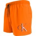 Calvin Klein ανδρικό μαγιό short άνετη γραμμή σε πορτοκαλί χρώμα με το λογότυπο ck KM0KM00801-SE8