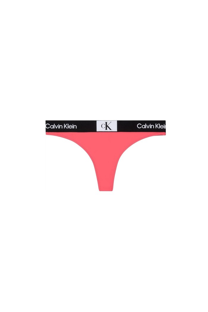 Calvin Klein γυναικείο μαγιό thong με σε κοραλί χρώμα με μαύρο λάστιχο KW0KW02352 TBK