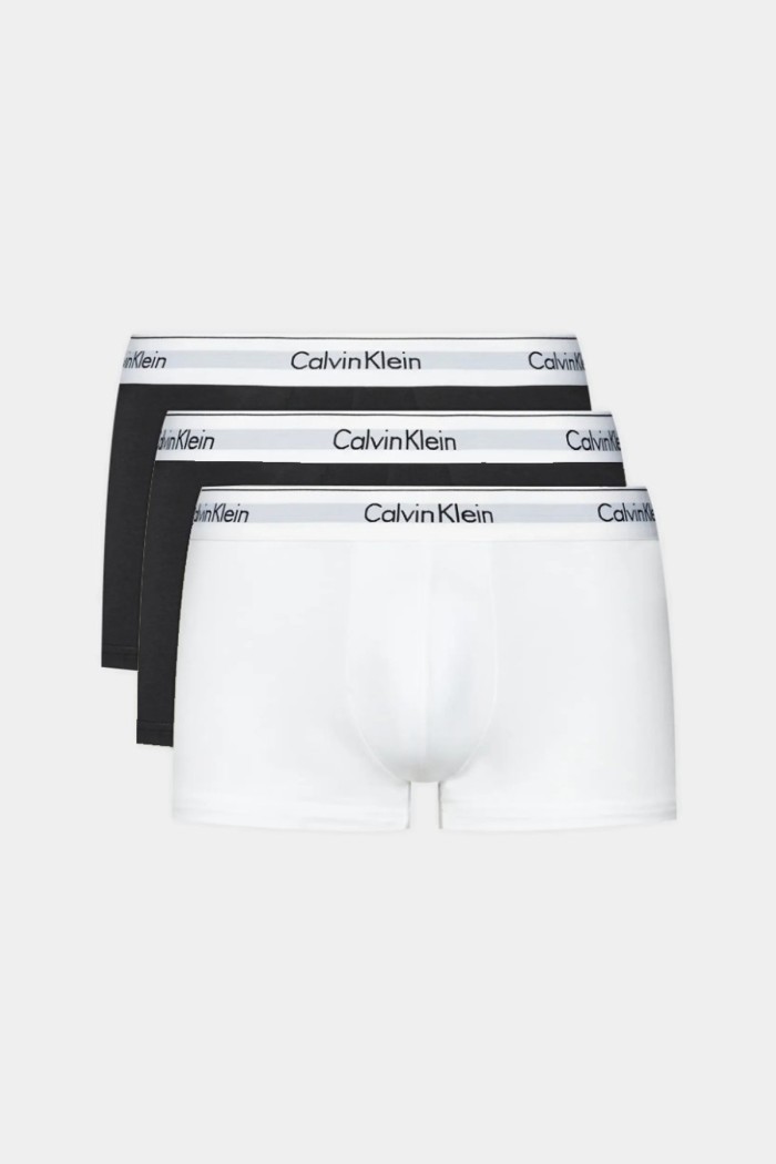 Calvin Klein ανδρικά βαμβακερά boxer 3pack σε μαύρο χρώμα με διαφορετικό χρώμα στο λάστιχο, κανονική γραμμή,95%cotton 5%elastane LV00NB4389-3TH