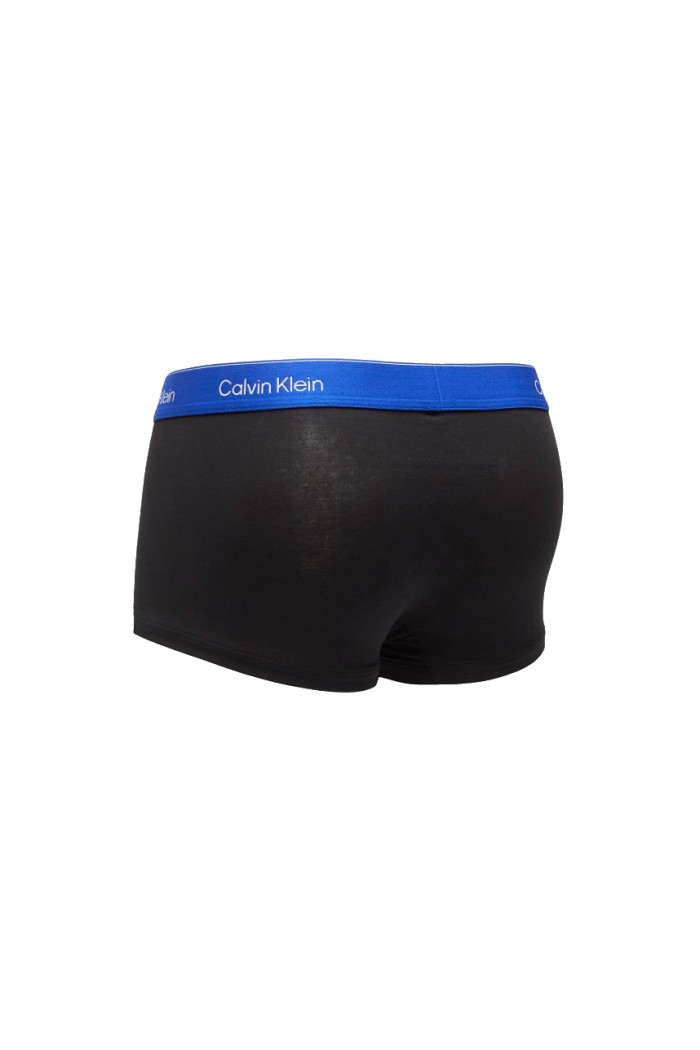Calvin Klein ανδρικά βαμβακερά boxer 3pack σε μαύρο χρώμα με διαφορετικό χρώμα στο λάστιχο, κανονική γραμμή,95%cotton 5%elastane LV00NB4389-R9B