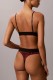 Calvin Klein γυναικείο κυλοτάκι thong σε κόκκινο με μαύρο χρώμα και animal σχέδιο 90%cotton,10%elastane LV00QF8813-4OS
