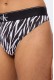 Calvin Klein γυναικείο κυλοτάκι string σε ασπρόμαυρο χρώμα με μαύρο λάστιχο και το λογότυπο της εταιρίας LV00QF8813-Y3D