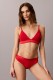 Calvin Klein γυναικείο κυλοτάκι thong σε κόκκινο χρώμα με κόκκινο γυαλιστερό λάστιχο 90%cotton,10%elastane LV00QF8826-VTW