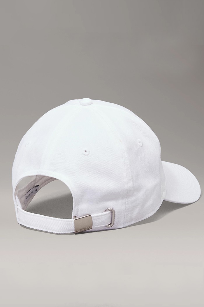 Calvin Klein unisex καπέλο σε λευκό χρώμα σε το λογότυπο τησ εταιρίας το μπροστά μέρος LV04K5027G-YAF