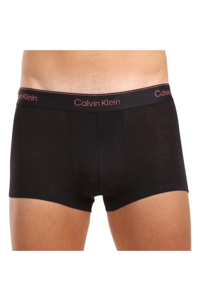 Calvin Klein ανδρικά βαμβακερά boxer (3pack), σε μαύρο χρώμα με μαύρο λάστιχο και διαφορετικό χρώμα στα γράμματα, 95%cotton 5%elastane NB4076A-Q6A