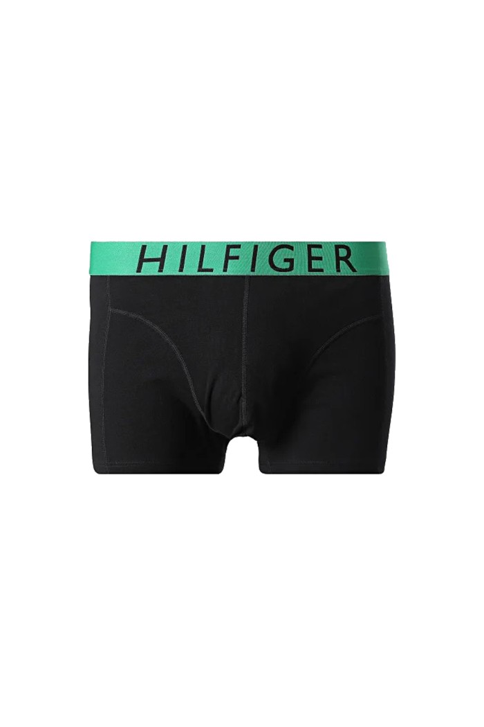 Tommy Hilfiger ανδρικά βαμβακερά boxers 3pack σε μαύρο χρώμα με διαφορετικό χρώμα στο λάστιχο άνετη γραμμή,95%cotton 5%elastane UM0UM03465-0T0