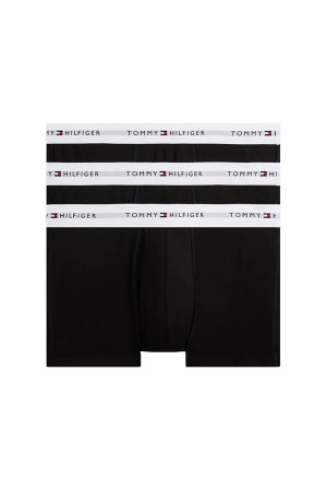 Tommy Hilfiger ανδρικά βαμβακερά boxers 3pack σε μαύρο χρώμα με λευκό λάστιχο, άνετη γραμμή 95%cotton 5%elastane UM0UM03890-0XN