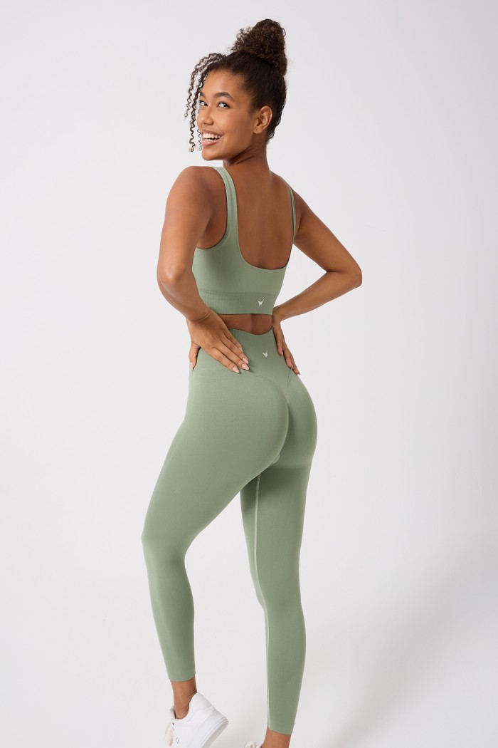 Wooster γυναικείο κολαν ψηλόμεσο με σούρα push up, seamless, σε χακί χρωμα WS-11950-HAKI