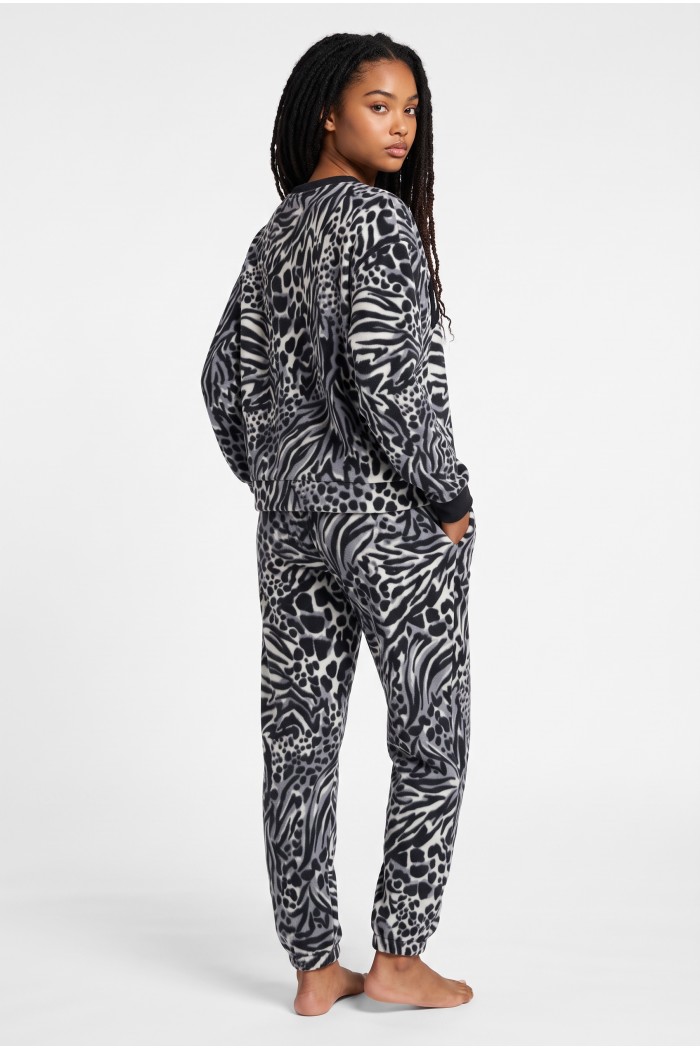 DKNY γυναικεία φλις πυτζάμα (homewear) με animal σχέδιο, άνετη γραμμή, 94%polyester, 6%elastane YI80130-045