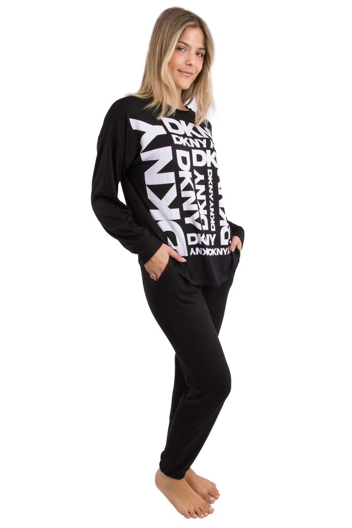 DKNY γυναικεία φλις πυτζάμα (homewear) σε μαύρο χρώμα με λευκά γράμματα, άνετη γραμμή,95%polyester, 5%elastane YI90063-056